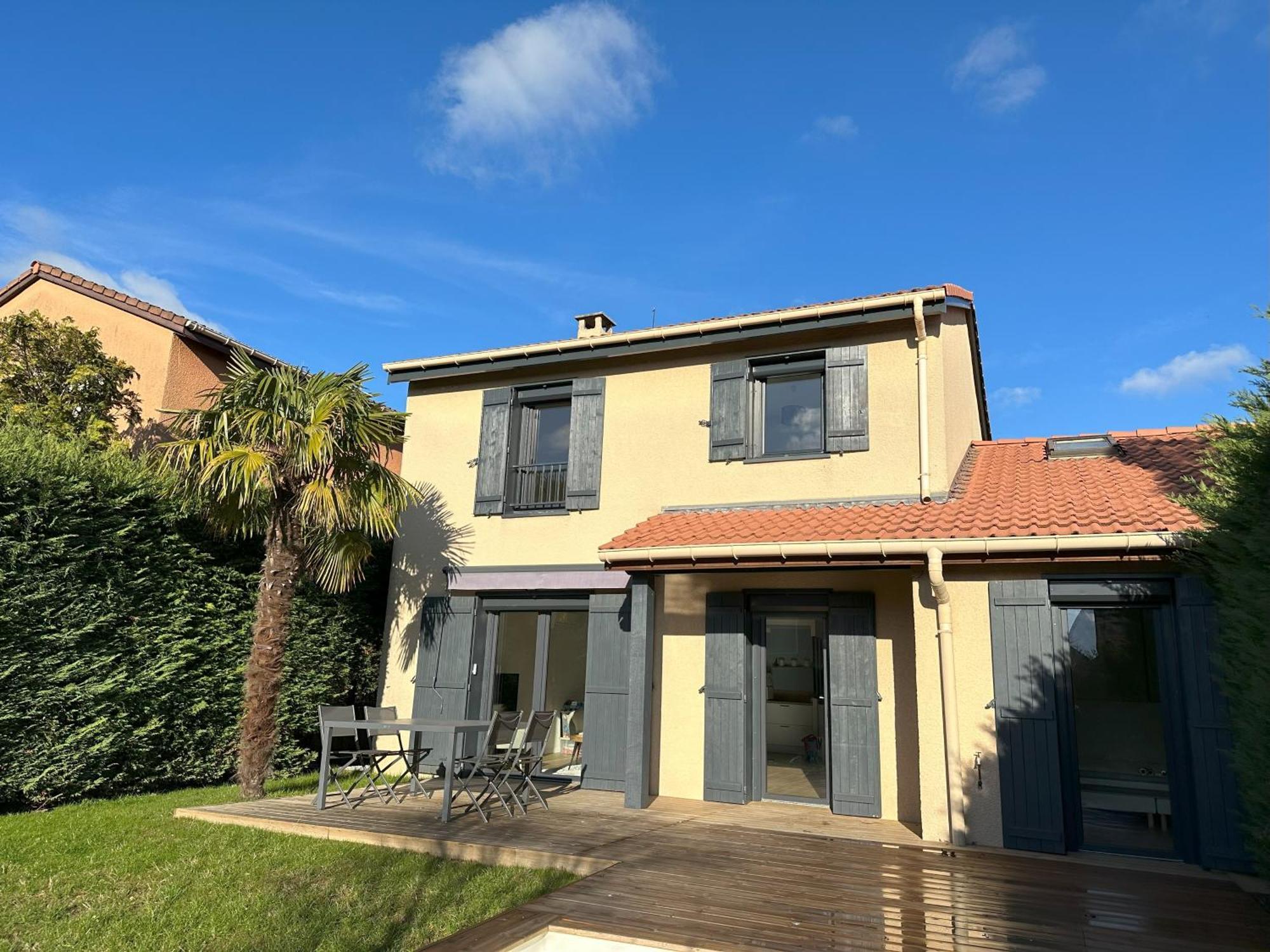 Sunny House - Villa 4 Chambres - Saint Genis Les Ollieres Bagian luar foto